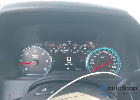 2017 Chevrolet Suburban Lt z USA, uszkodzony, nr VIN 1GNSCHKC2HR376722